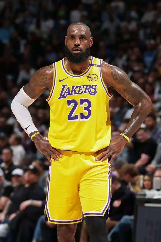 开云中国-包含NBA总决赛倒计时，洛杉矶湖人今夜复出首秀，细节引发关注，媒体盛赞，资深球员宣示担当的词条